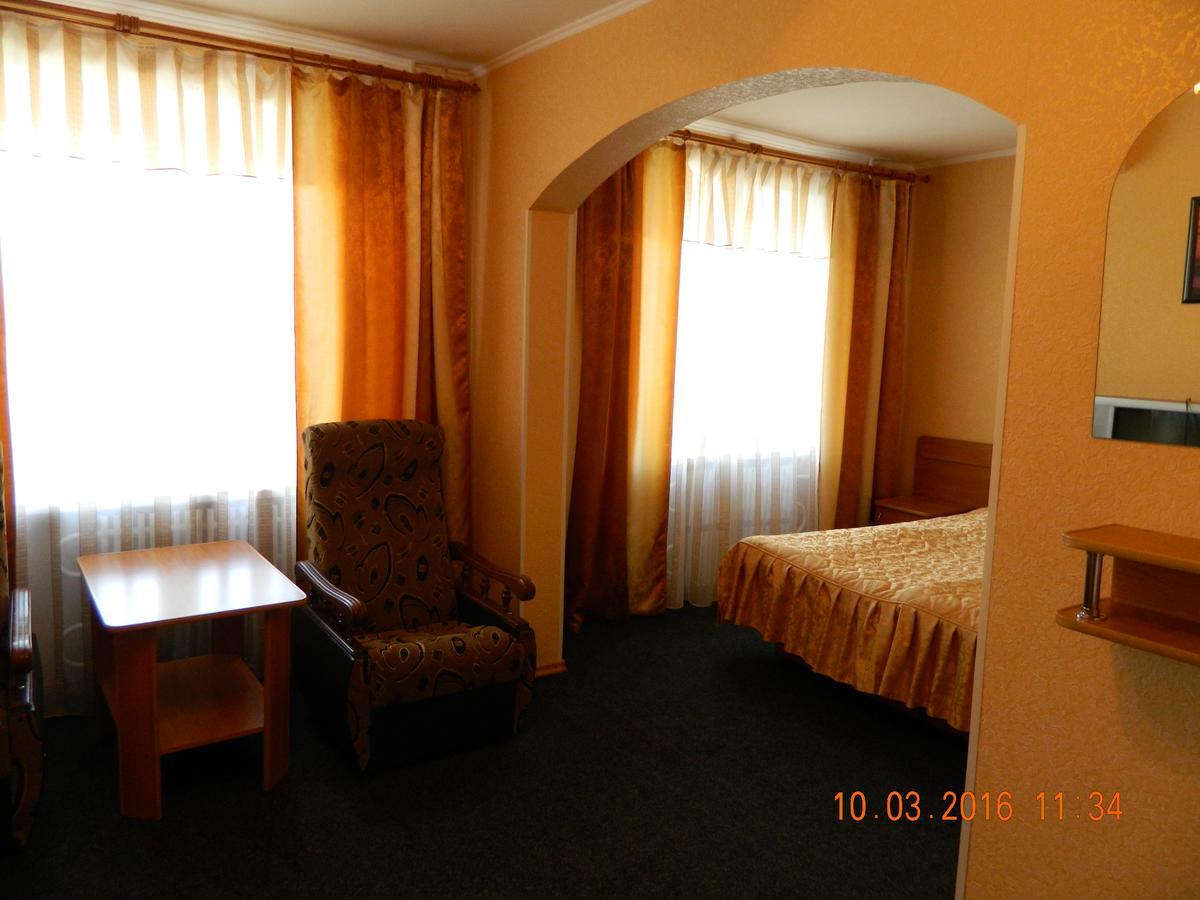 Hotel Druzhba Oleksandriia Экстерьер фото